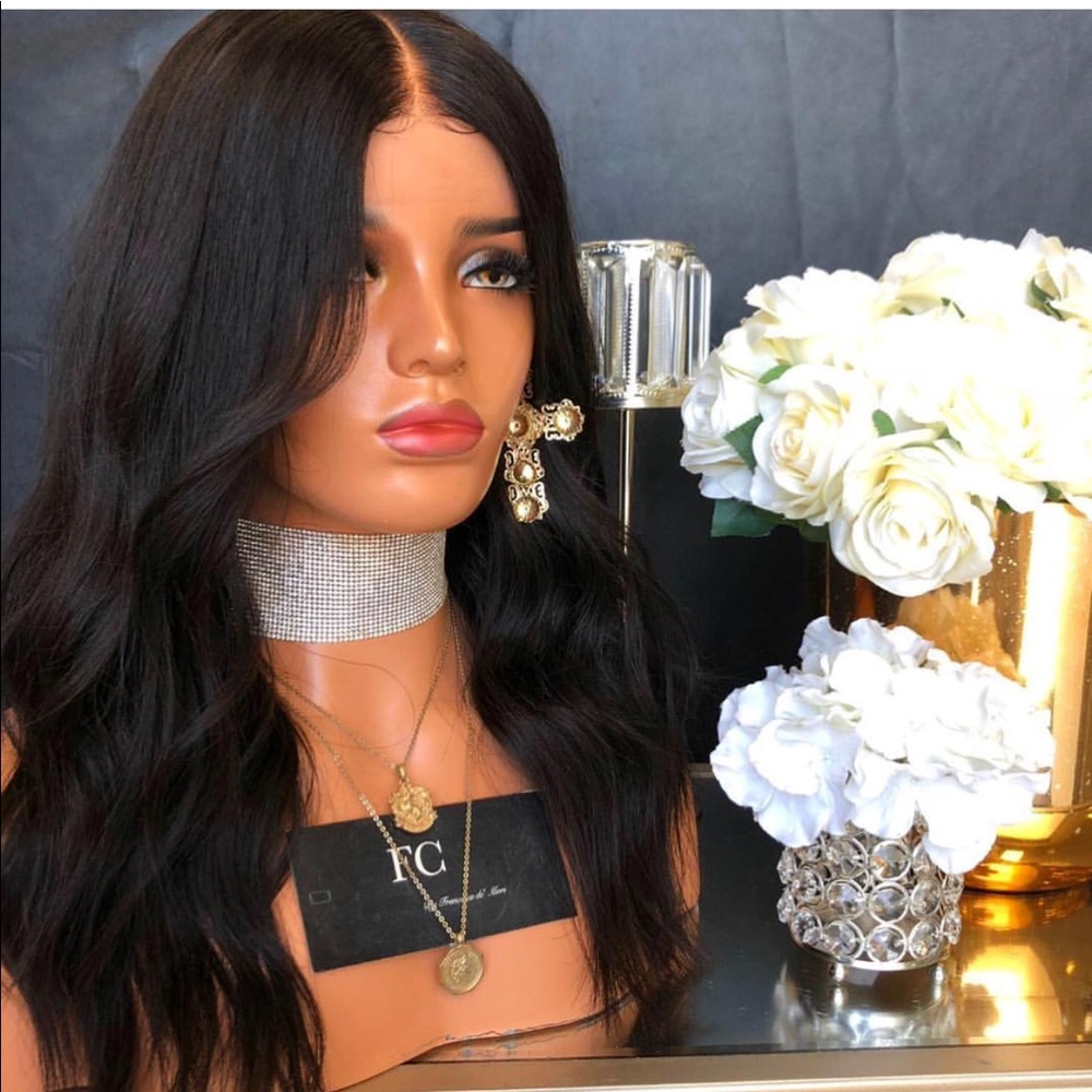 SALE!!! { FC Long Bob }